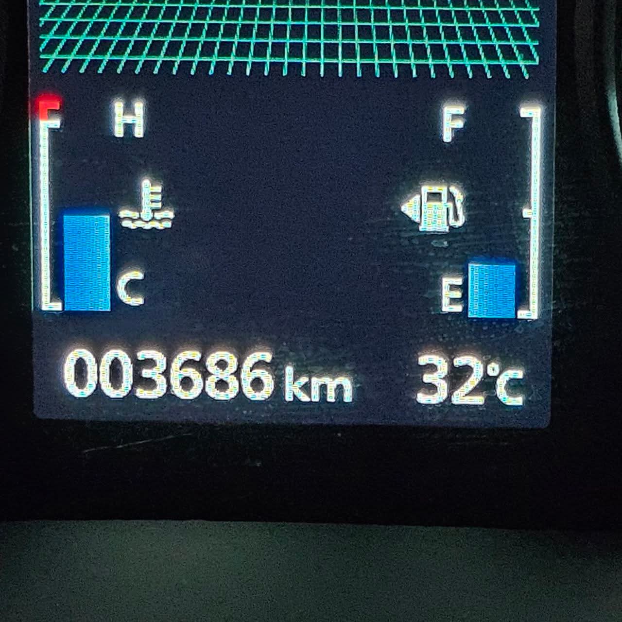 
								2025 Mitsubishi Montero Sports GLX 2.4L DSL MT full									
