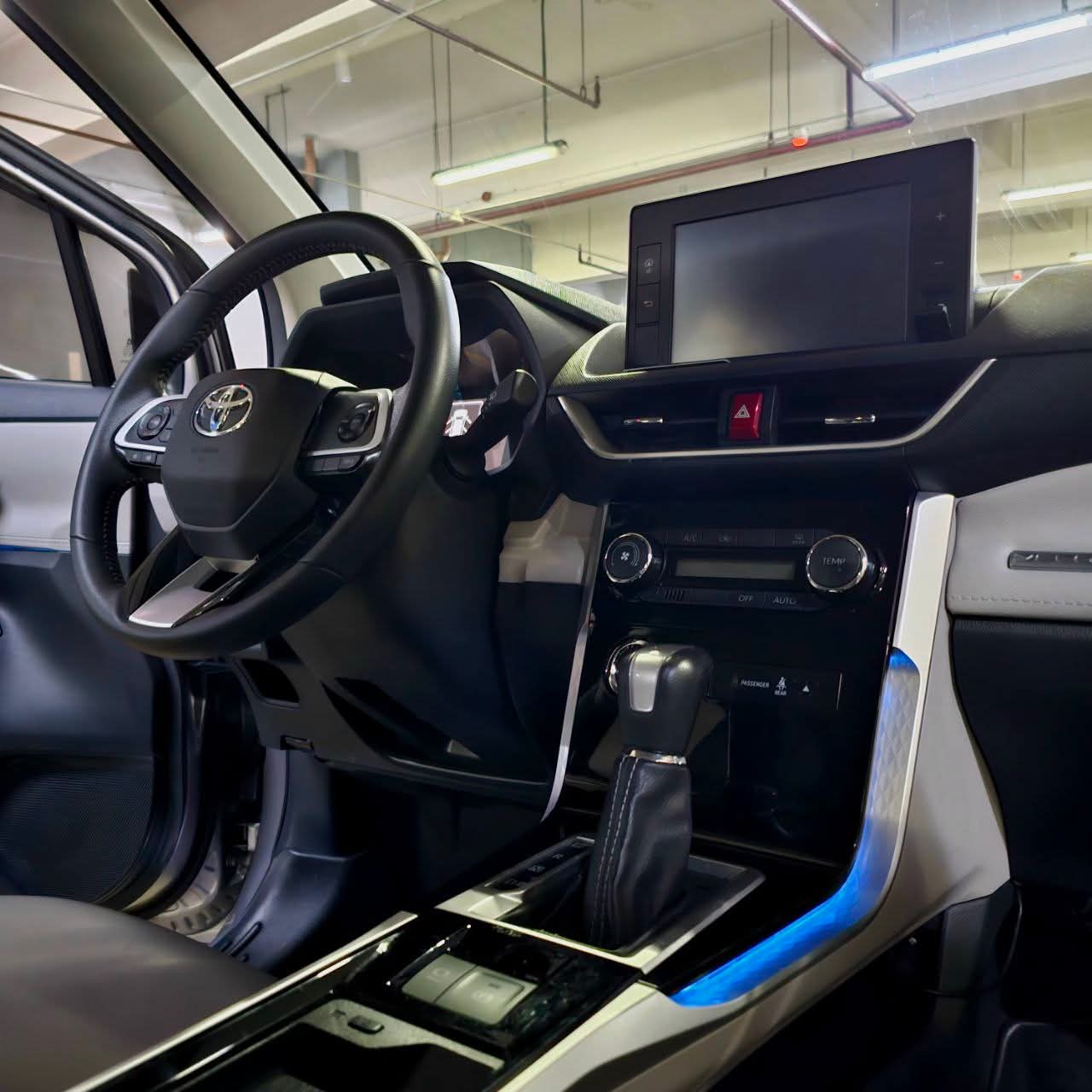 
								2023 Toyota Veloz G 1.5L CVT AT full									