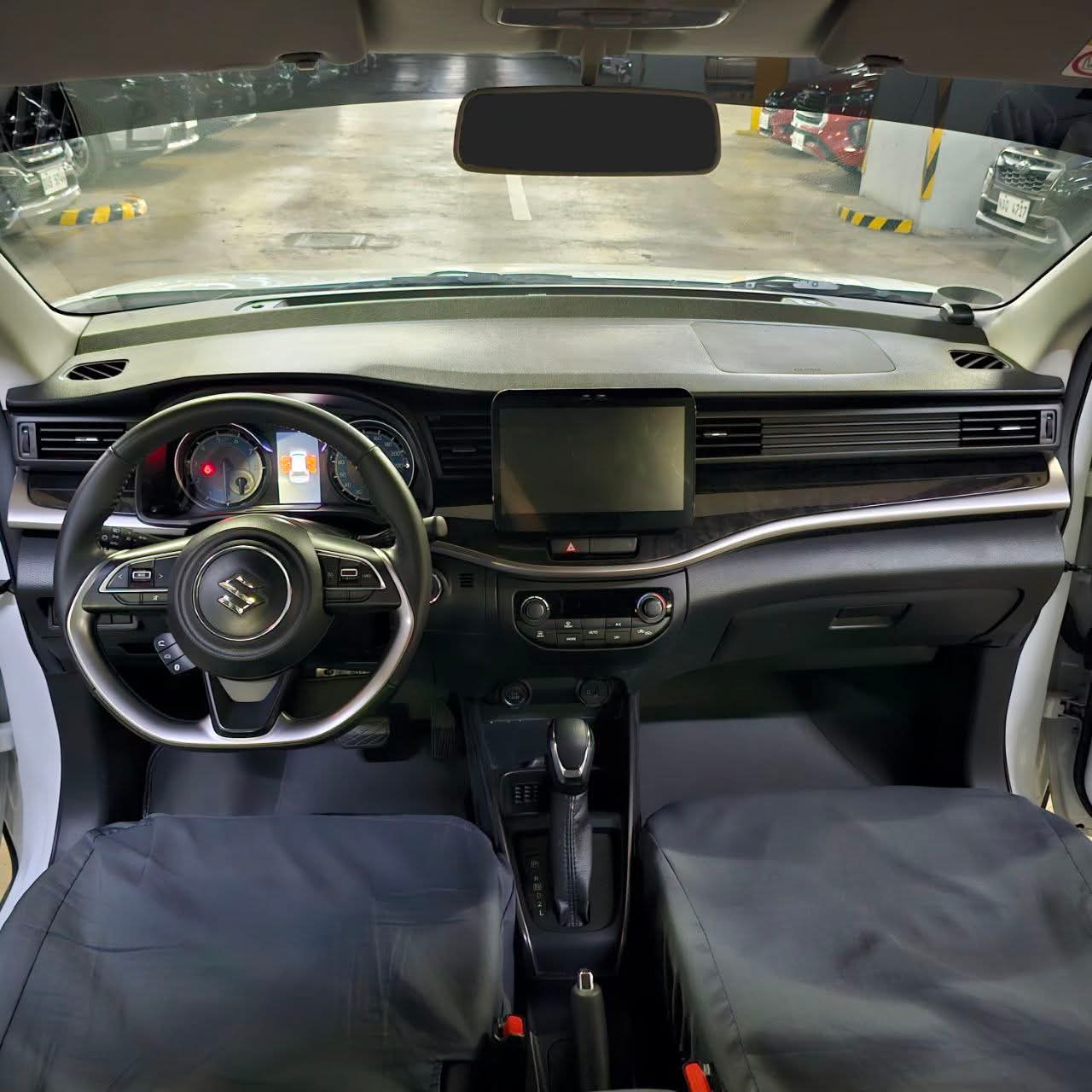 
								2025 Suzuki XL7 1.5L Hybrid AT full									