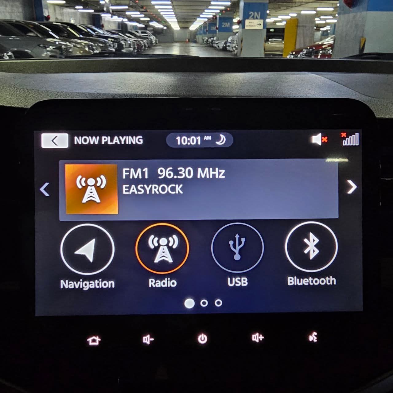 
								2025 Suzuki XL7 1.5L Hybrid AT full									