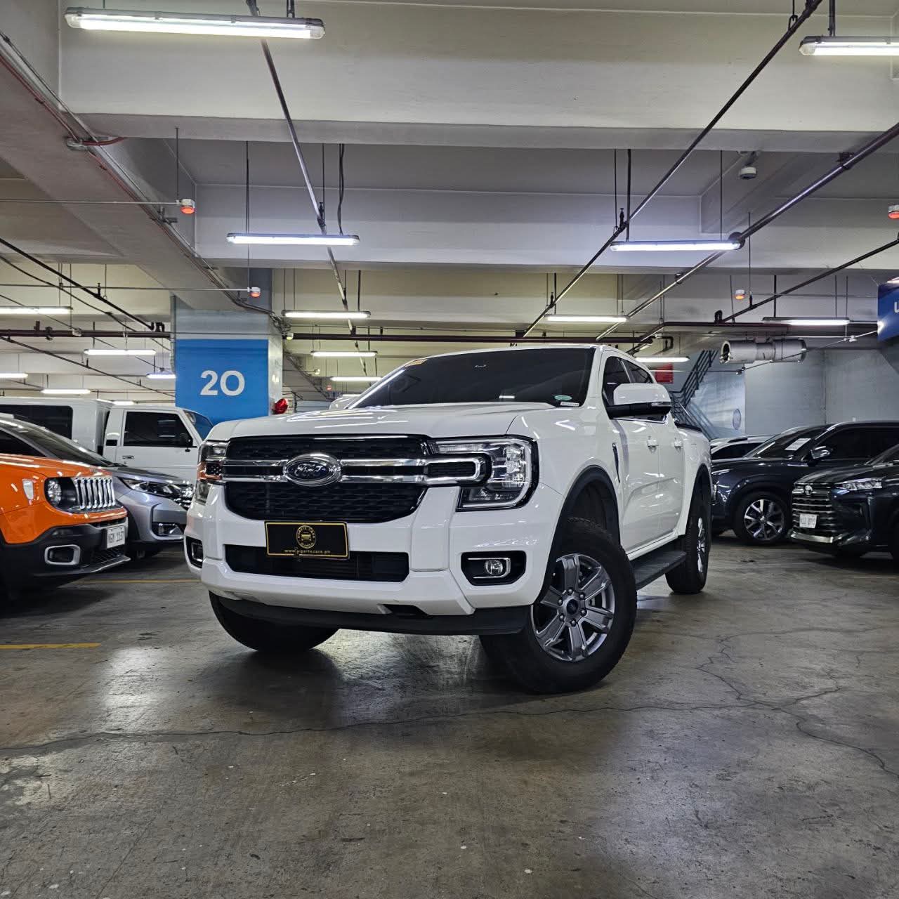 
								2025 Ford Ranger Turbo XLT 2.0L 4X2 DSL 6AT full									
