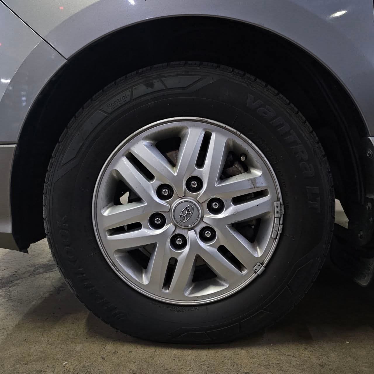 2019 Hyundai Grand Starex GLS 2.5L DSL AT