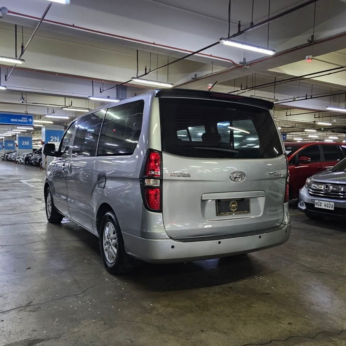 
								2016 Hyundai Grand Starex 2.5L DSL AT full									