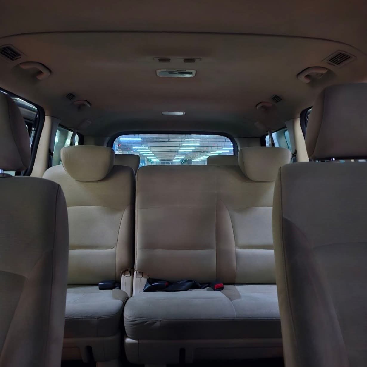 
								2016 Hyundai Grand Starex 2.5L DSL AT full									