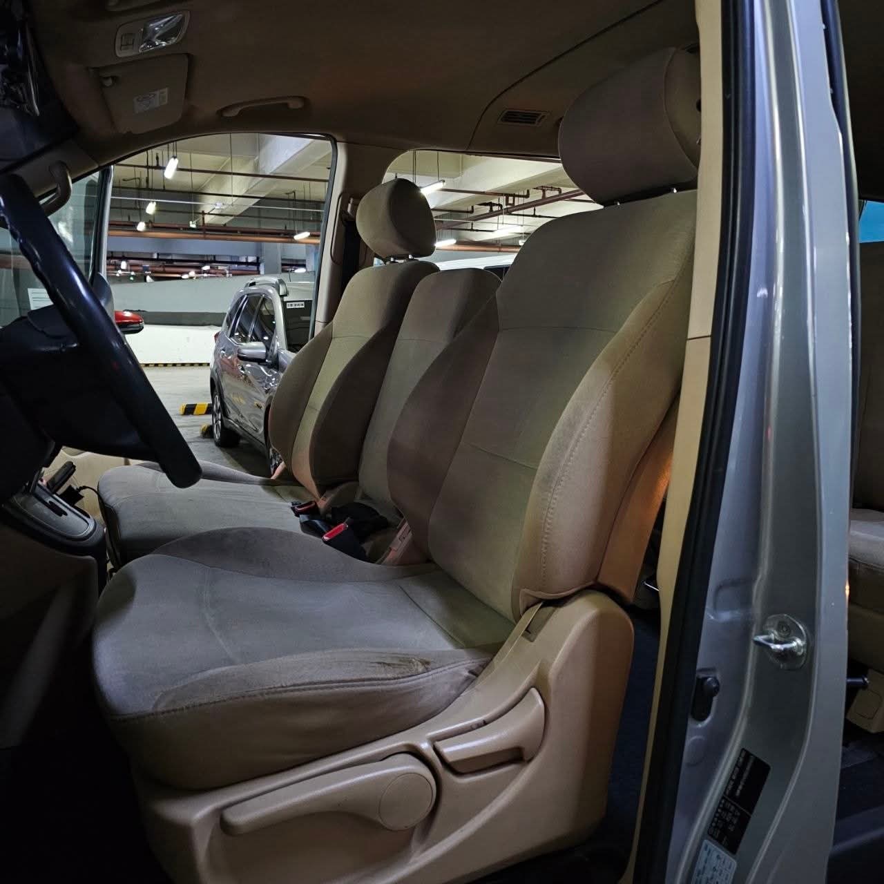 
								2016 Hyundai Grand Starex 2.5L DSL AT full									