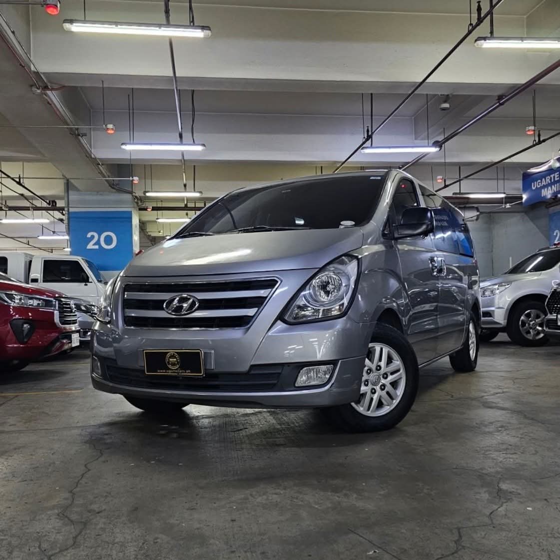 
								2016 Hyundai Grand Starex 2.5L DSL AT full									