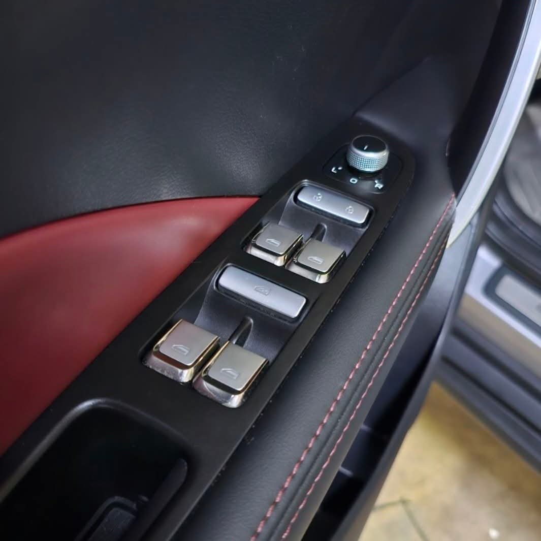 
								2022 Geely Coolray Sport Limited 1.5L Gas AT full									