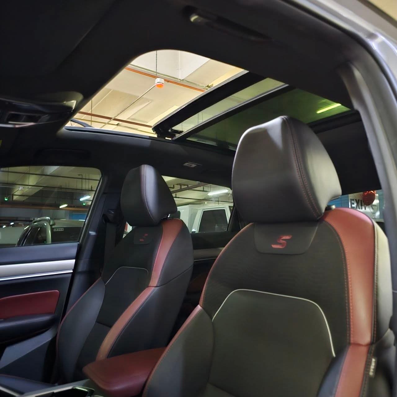 
								2022 Geely Coolray Sport Limited 1.5L Gas AT full									