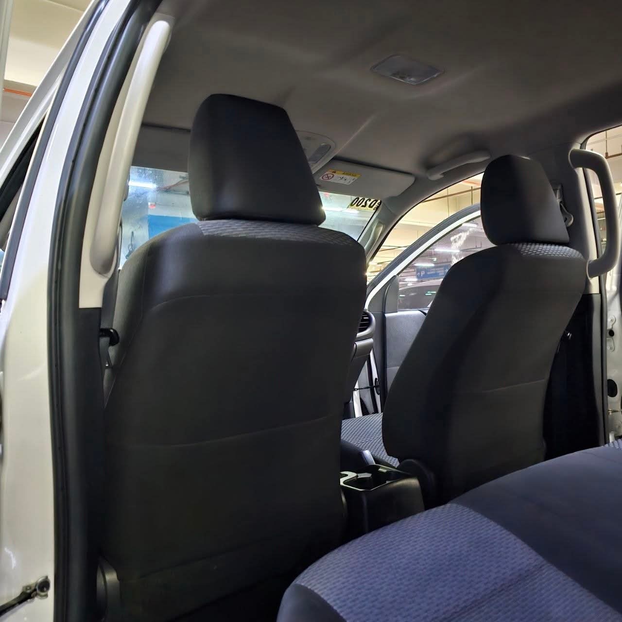 
								2022 Toyota Hilux 2.4L J 4X2 DSL MT full									