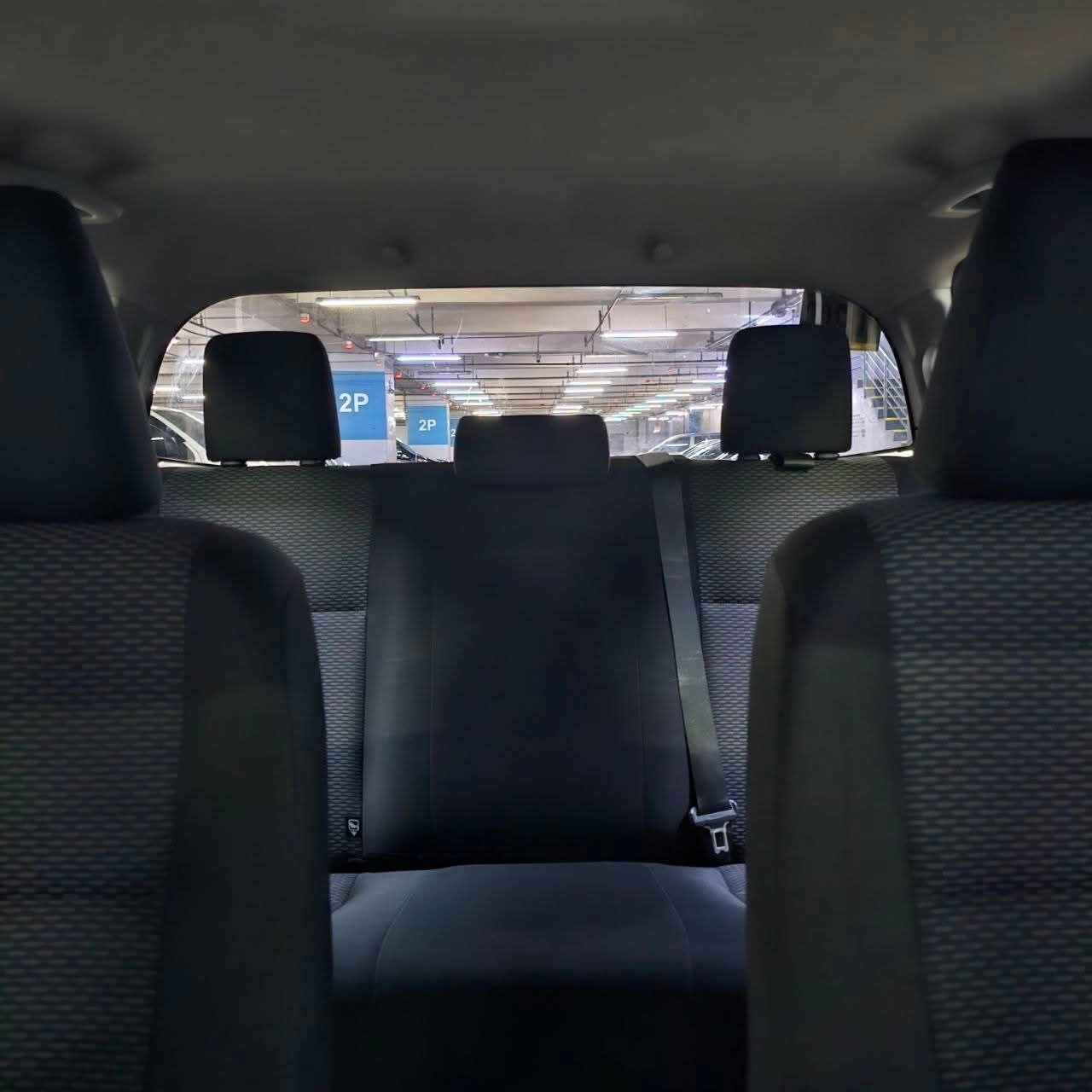 
								2022 Toyota Hilux 2.4L J 4X2 DSL MT full									