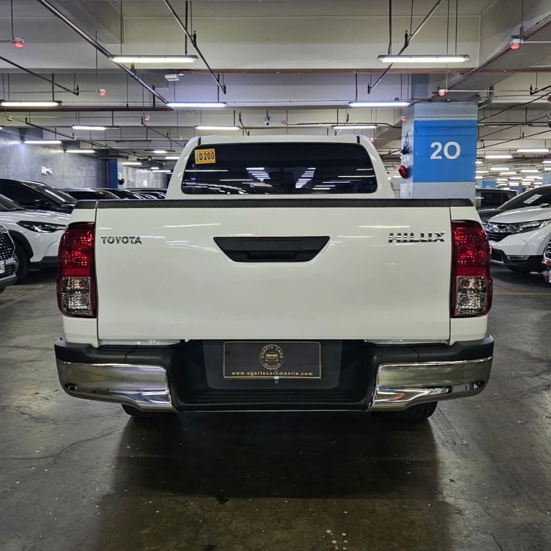 
								2022 Toyota Hilux 2.4L J 4X2 DSL MT full									