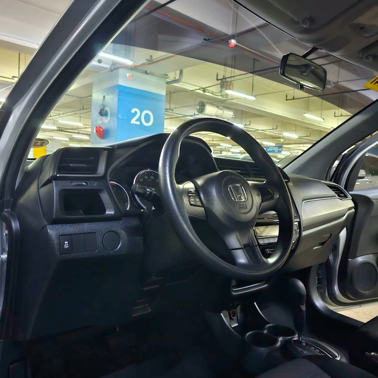 
								2022 Honda BRV 1.5L S CVT AT full									