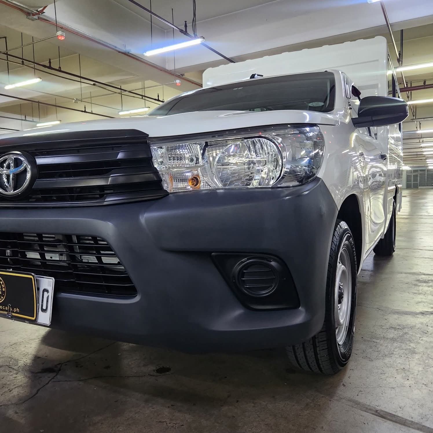 2021 Toyota Hilux 2.4L 4X2 FX DSL MT