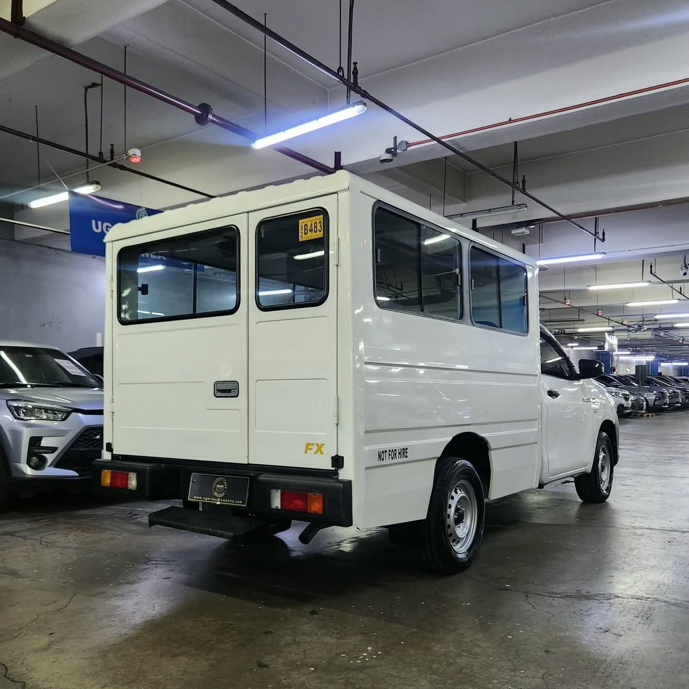 
								2021 Toyota Hilux 2.4L 4X2 FX DSL MT full									