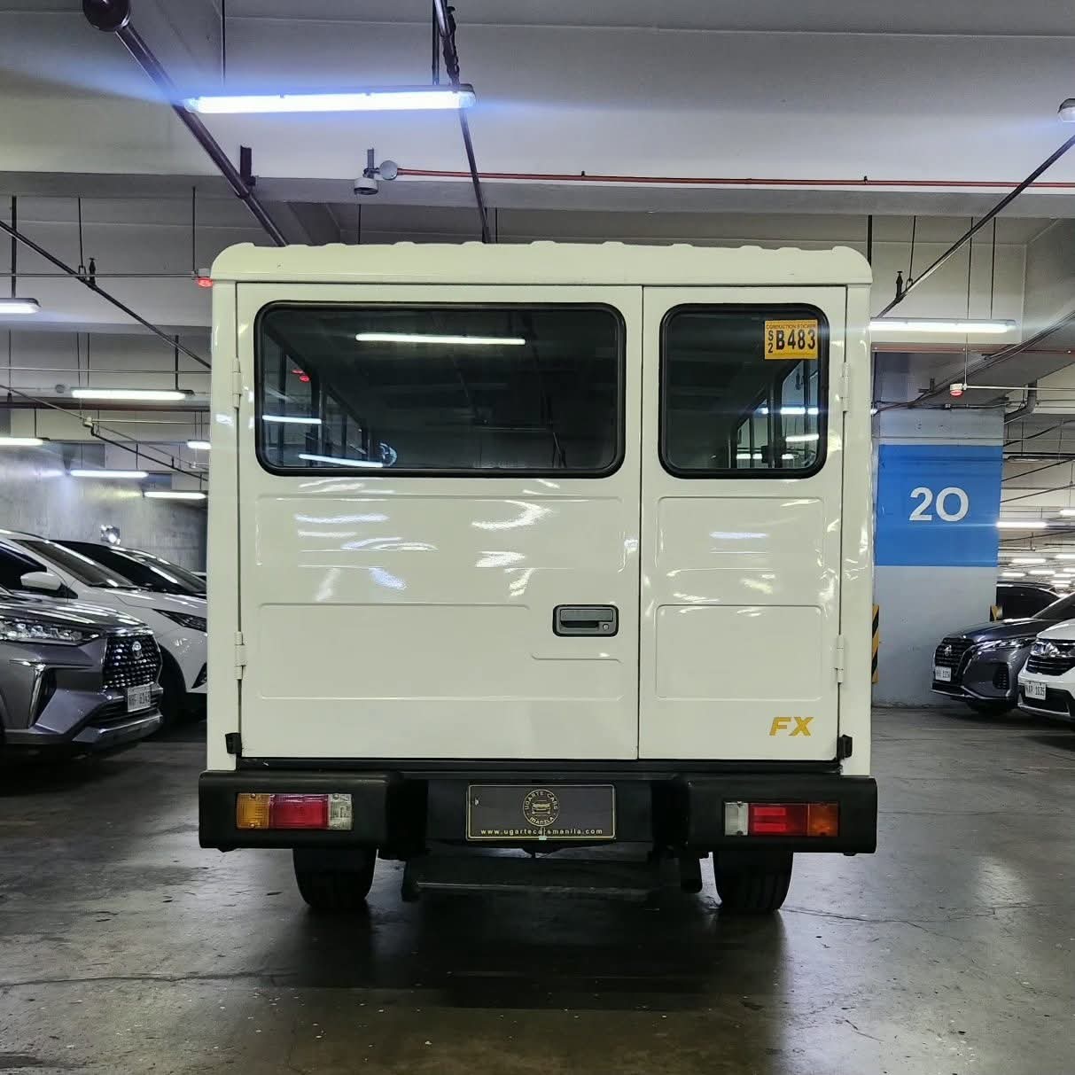 
								2021 Toyota Hilux 2.4L 4X2 FX DSL MT full									