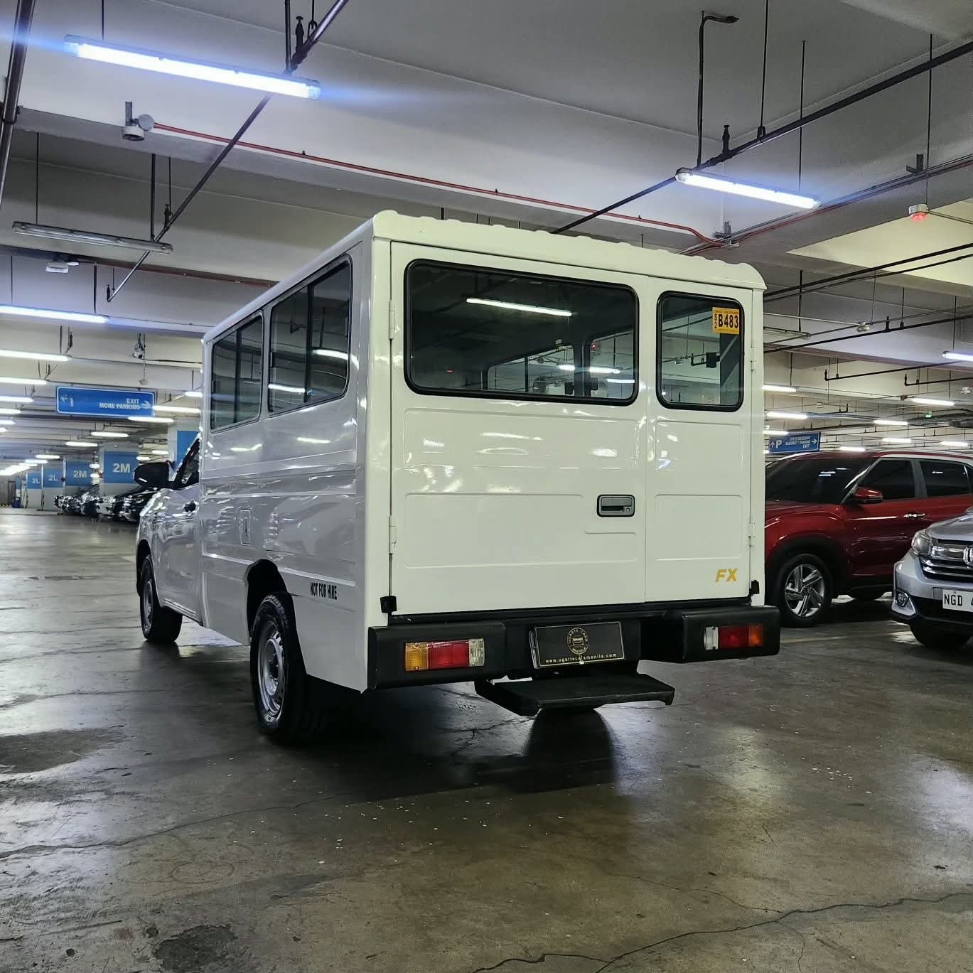 
								2021 Toyota Hilux 2.4L 4X2 FX DSL MT full									