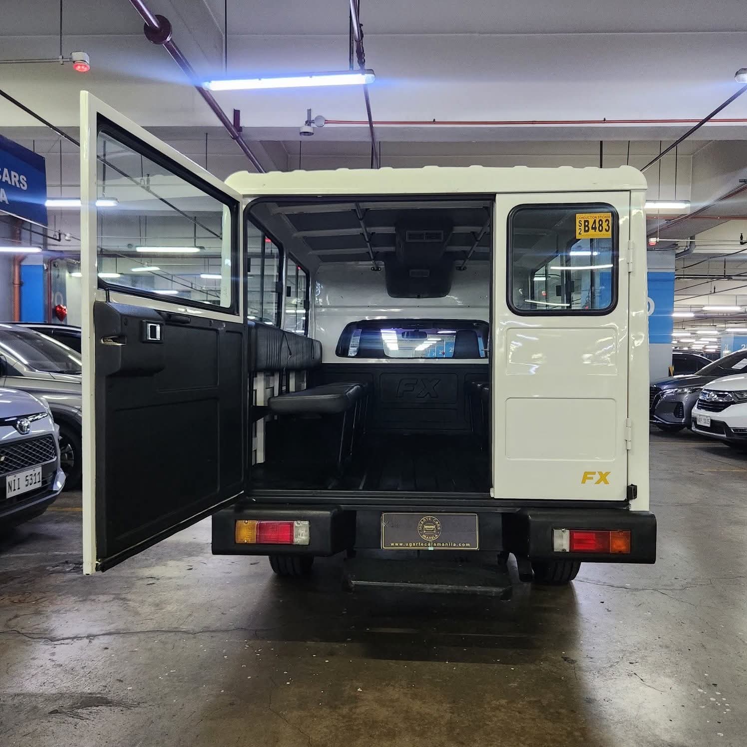 
								2021 Toyota Hilux 2.4L 4X2 FX DSL MT full									