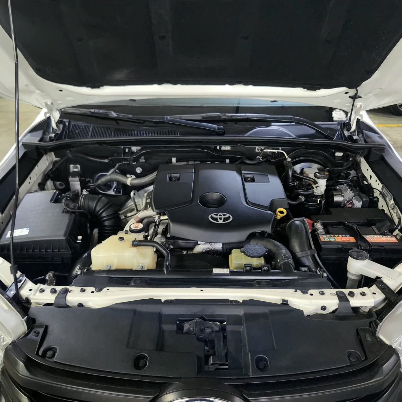 
								2021 Toyota Hilux 2.4L 4X2 FX DSL MT full									