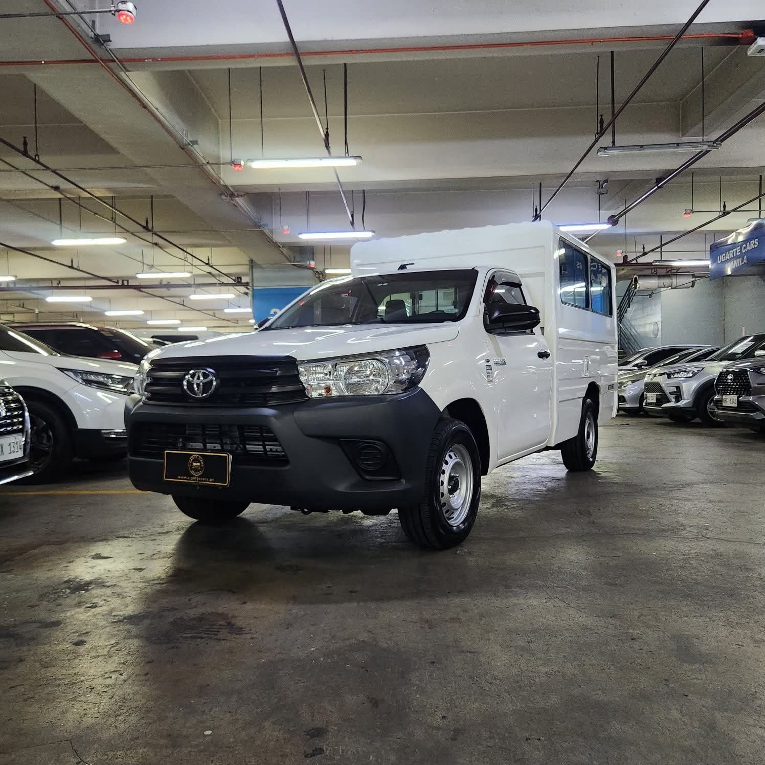 
								2021 Toyota Hilux 2.4L 4X2 FX DSL MT full									
