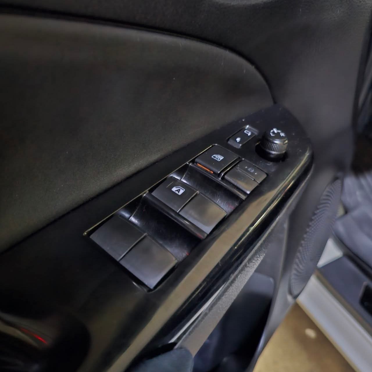 
								2021 Toyota Vios 1.5L G CVT AT full									