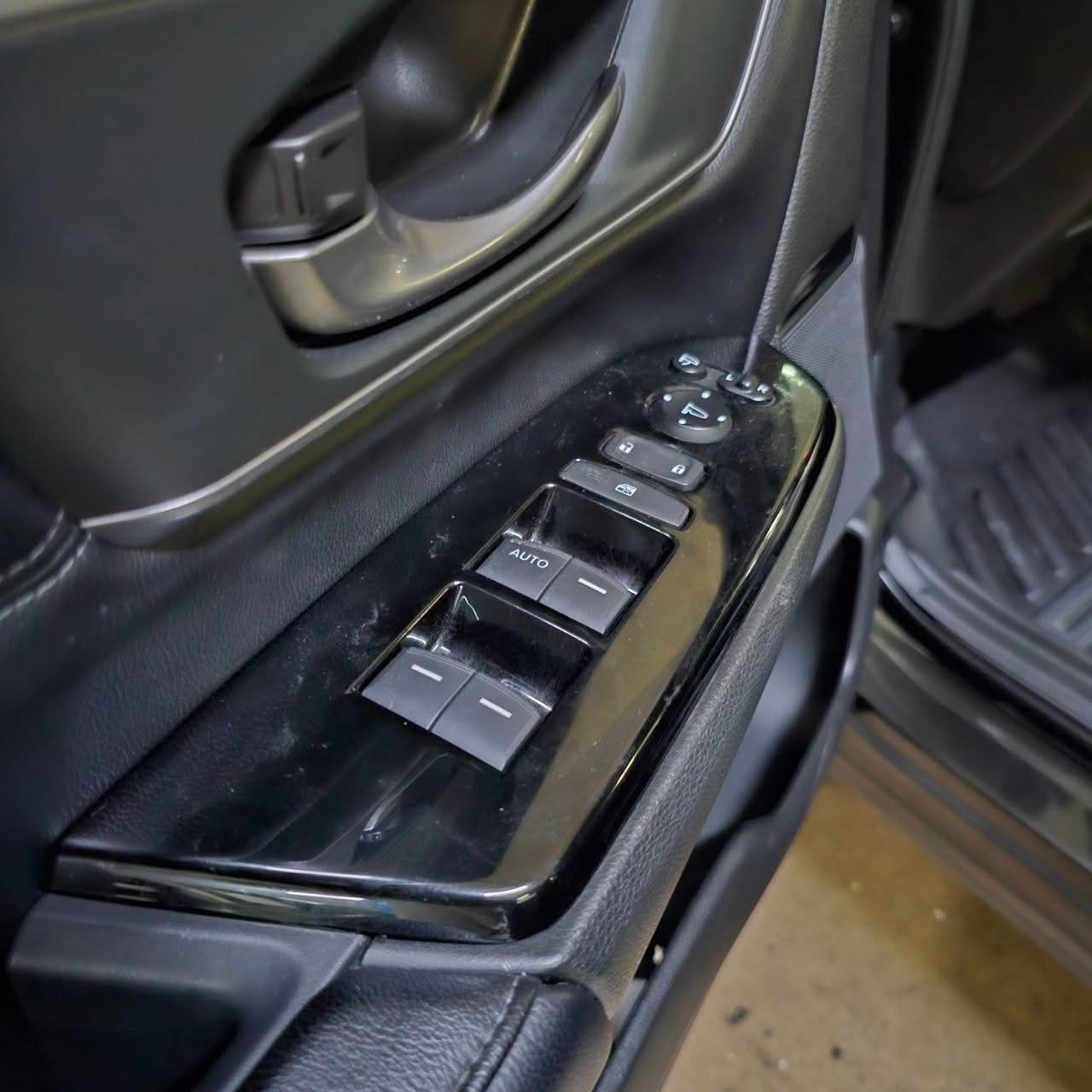 
								2018 Honda CRV 1.6L V DSL AT full									