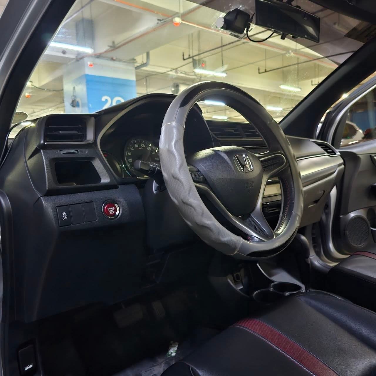 
								2022 Honda BRV 1.5L V CVT AT full									