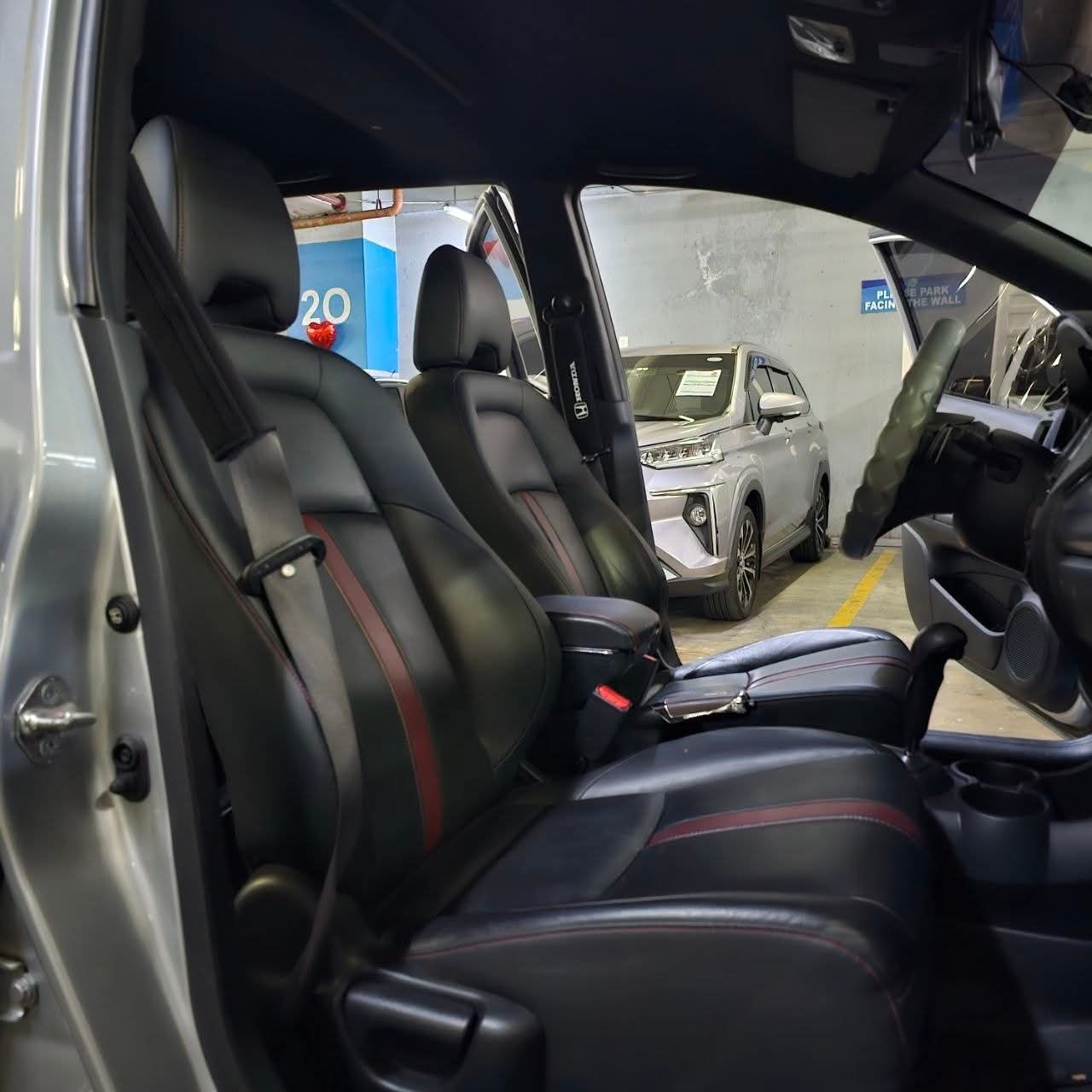 
								2022 Honda BRV 1.5L V CVT AT full									