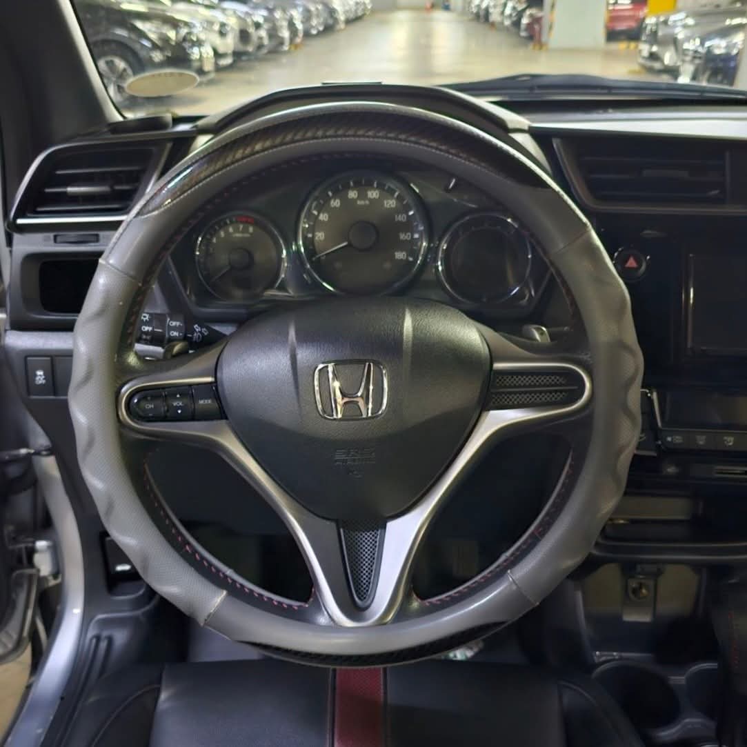 
								2022 Honda BRV 1.5L V CVT AT full									