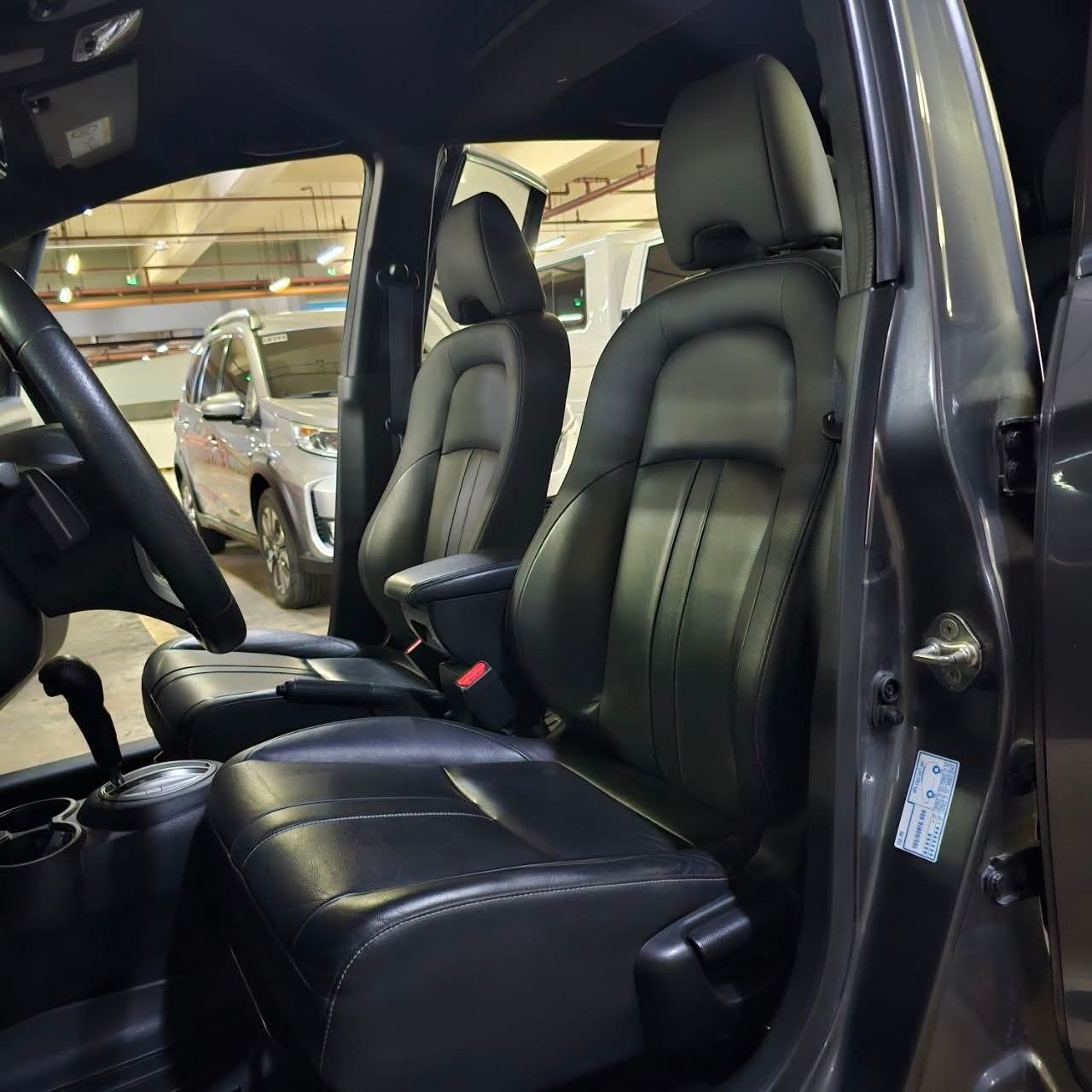 
								2019 Honda BRV V 1.5L CVT AT full									