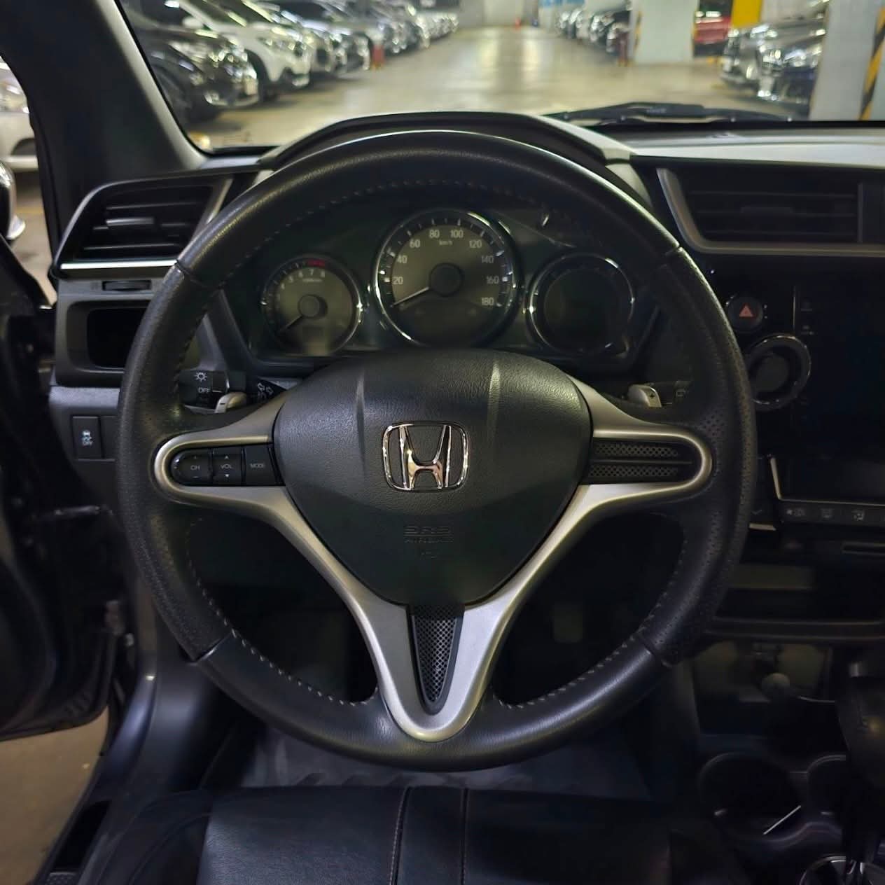 
								2019 Honda BRV V 1.5L CVT AT full									