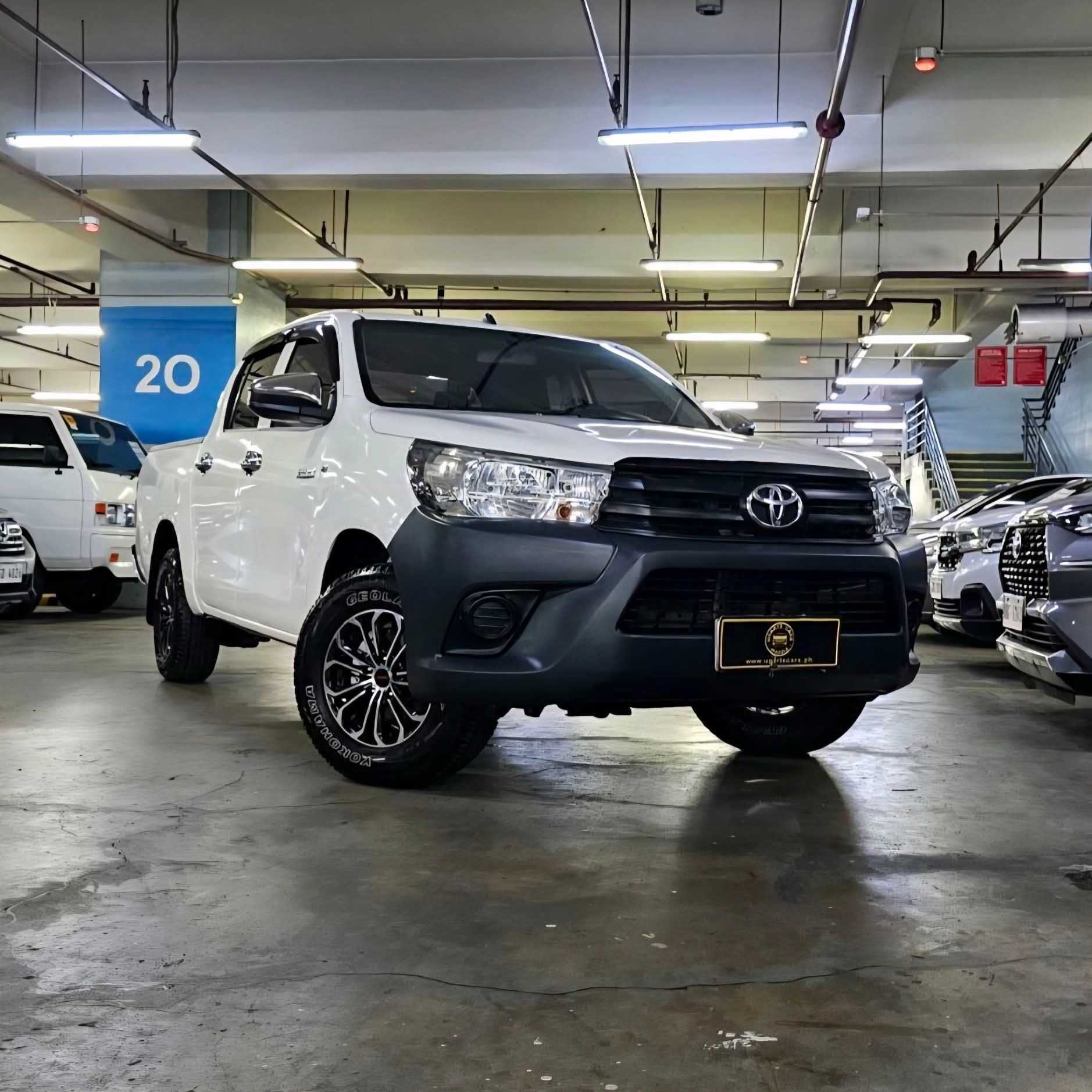 
								2019 Toyota Hilux J 2.4L DSL MT full									