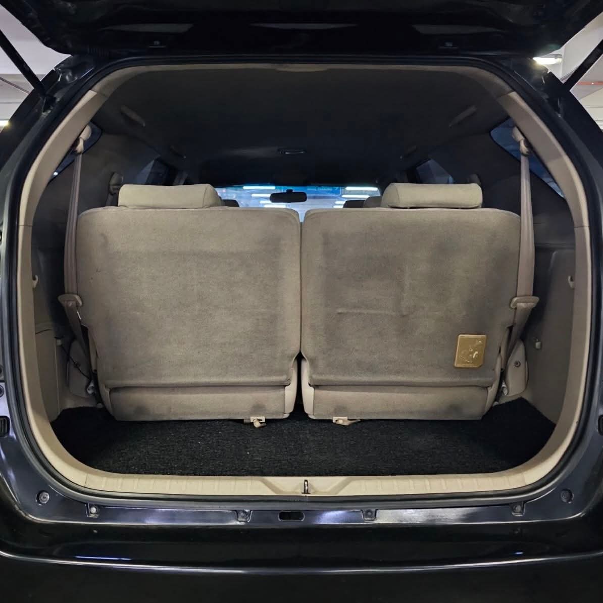 
								2006 Toyota Fortuner G 2.5L DSL 4X2 DSL AT full									