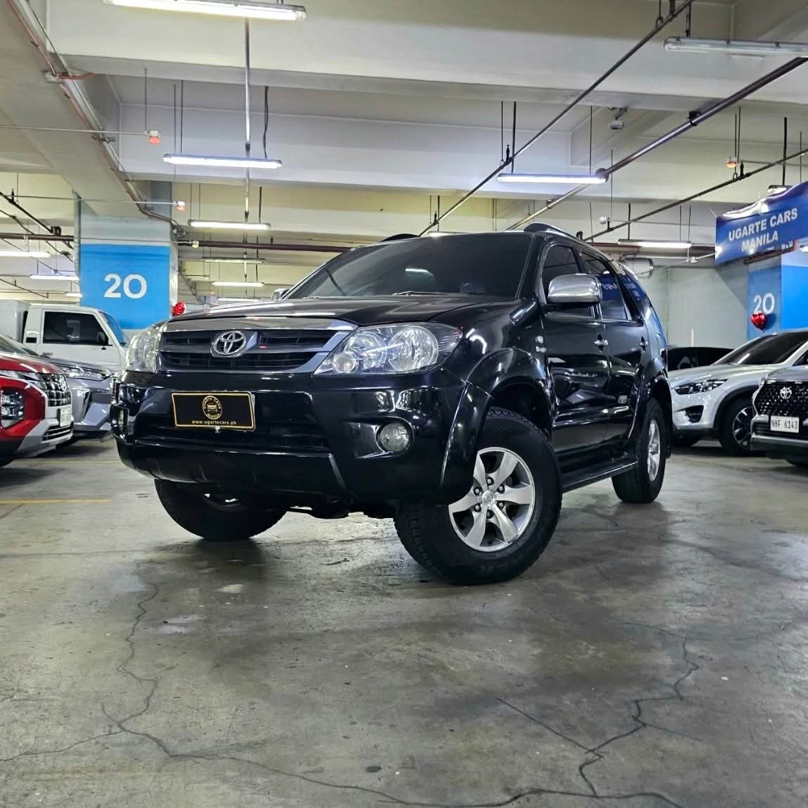 
								2006 Toyota Fortuner G 2.5L DSL 4X2 DSL AT full									