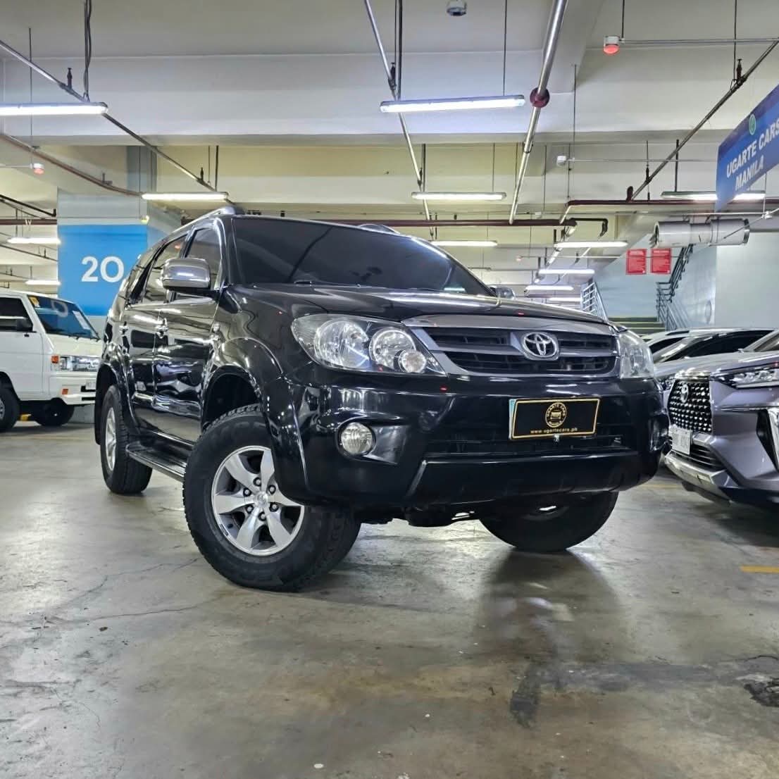 
								2006 Toyota Fortuner G 2.5L DSL 4X2 DSL AT full									