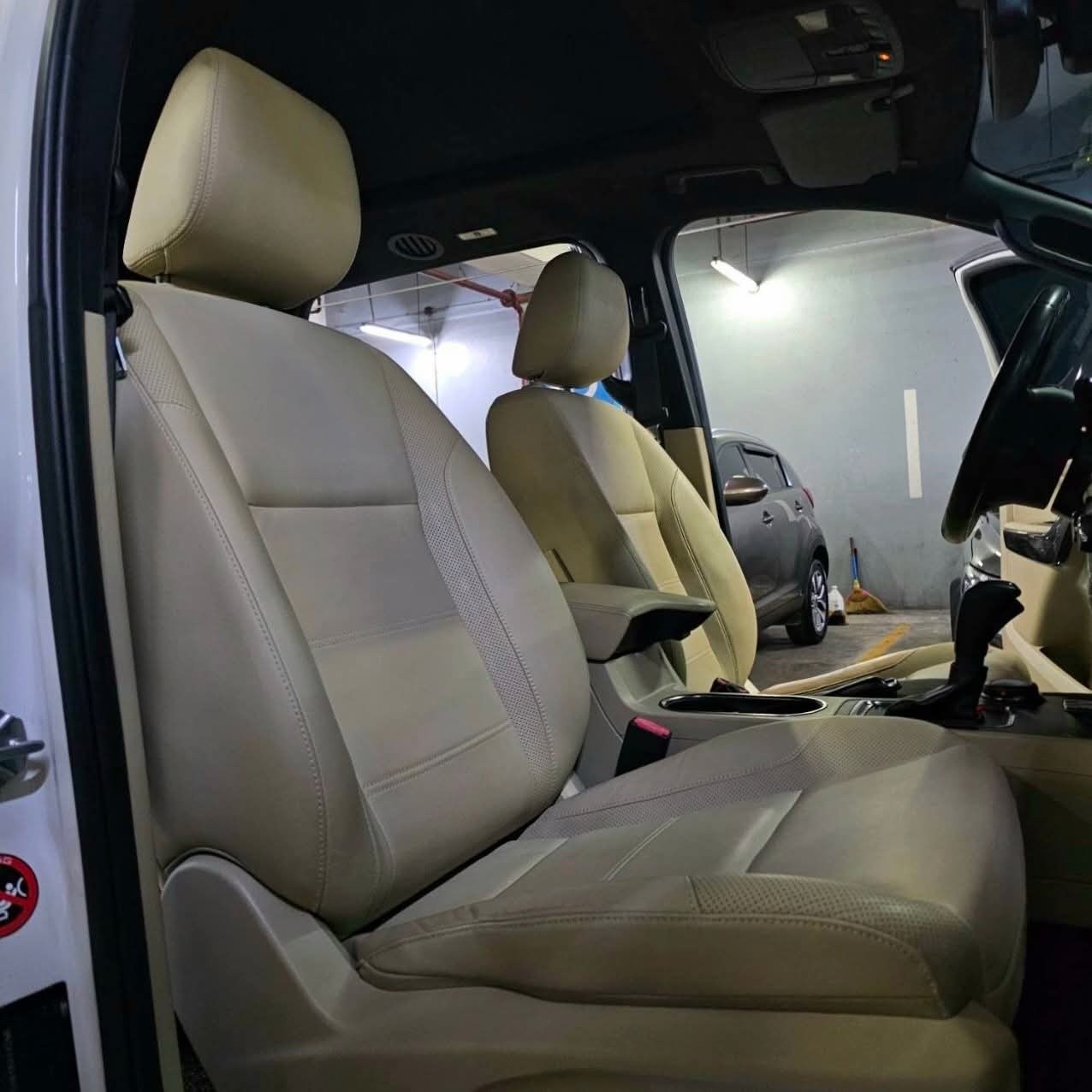 
								2016 Ford everest Titanium 4X4 3.2L DSL AT full									