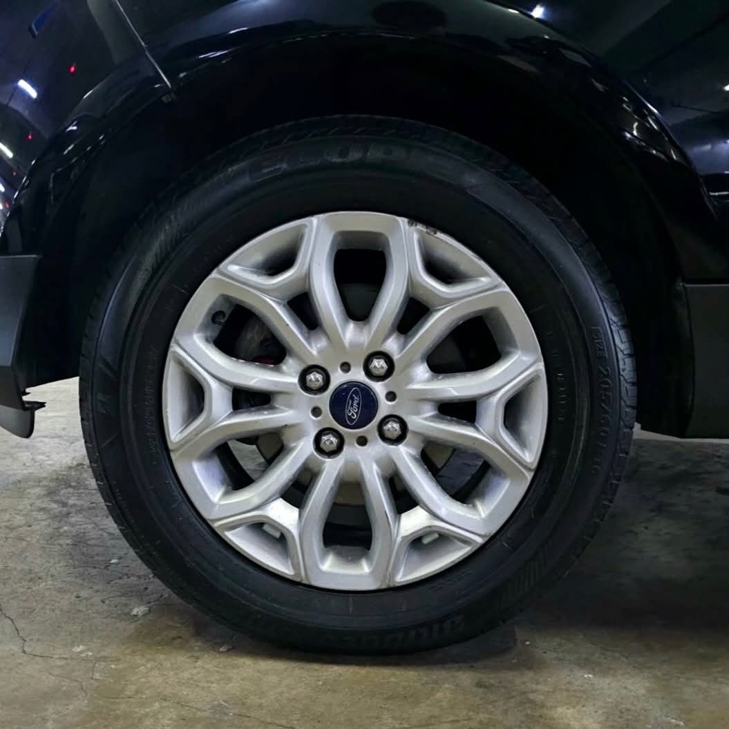 
								2016 Ford Ecosport Titanium 1.5L Gas AT full									