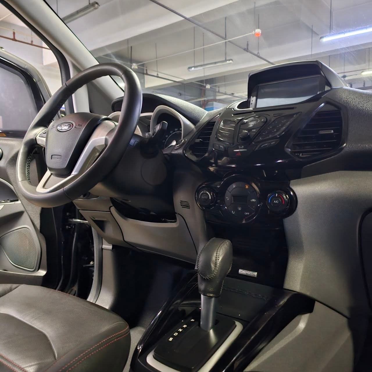 
								2016 Ford Ecosport Titanium 1.5L Gas AT full									