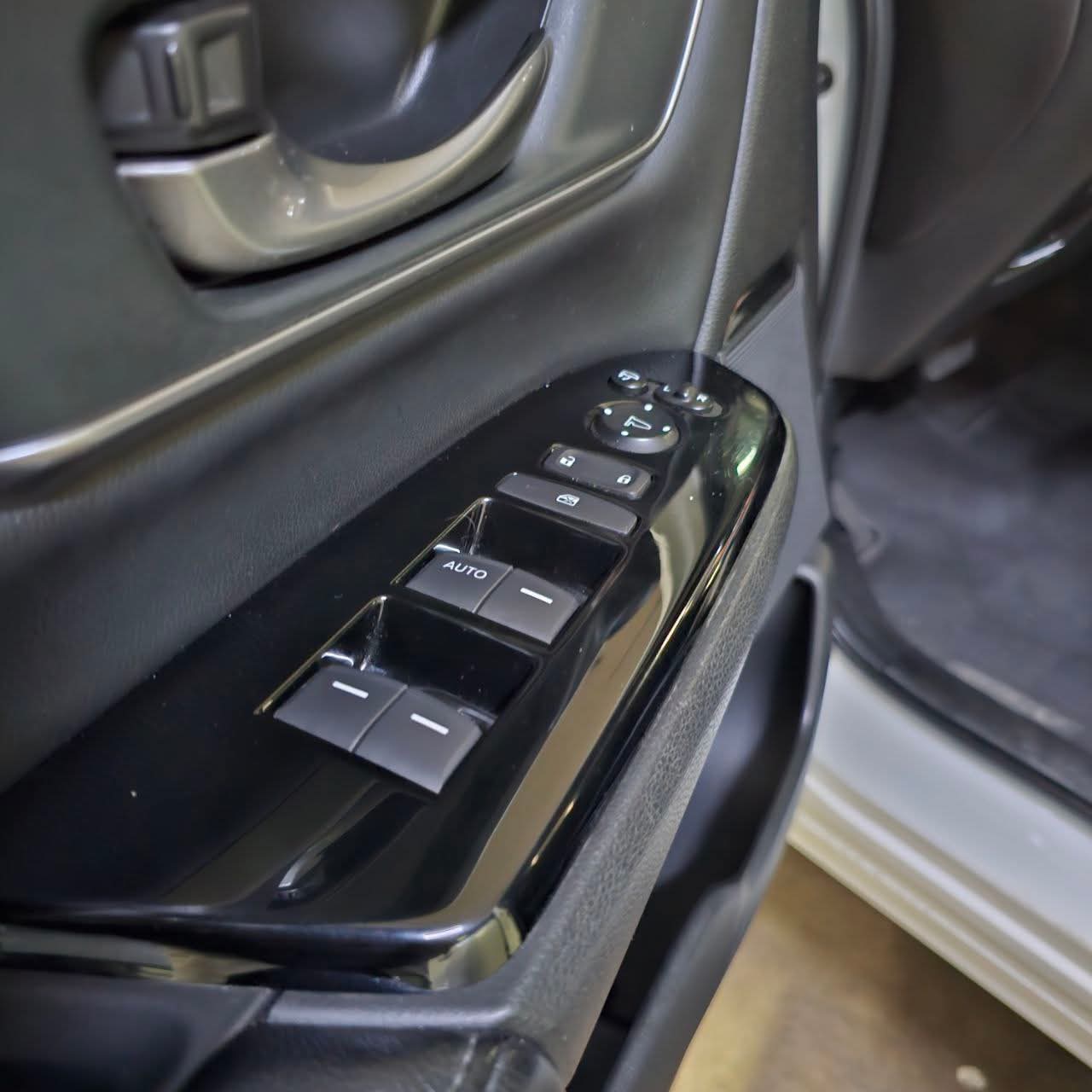 
								2018 Honda CRV S 1.6L DSL AT full									