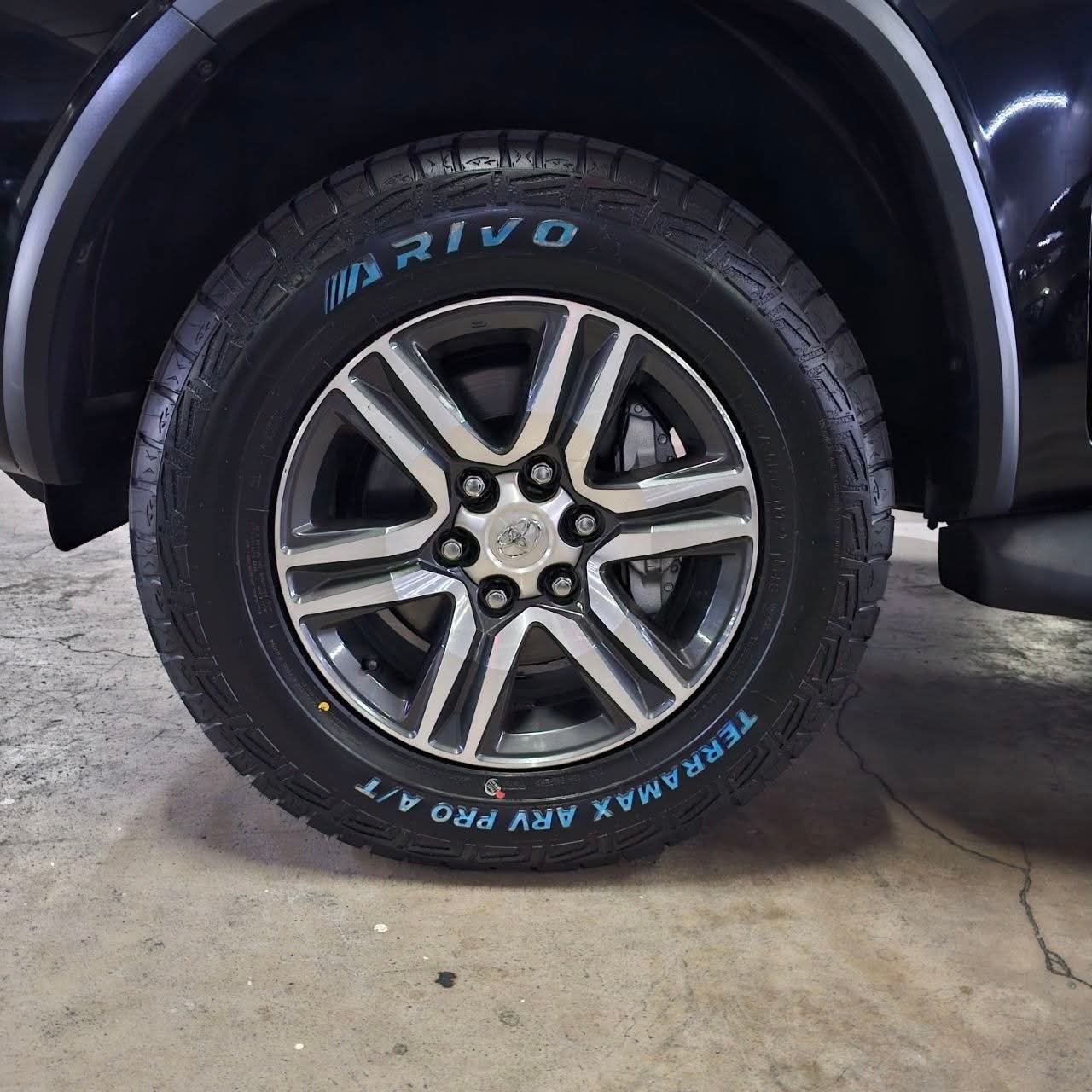 2021 Toyota Fortuner 2.4L 4X2 G DSL AT
