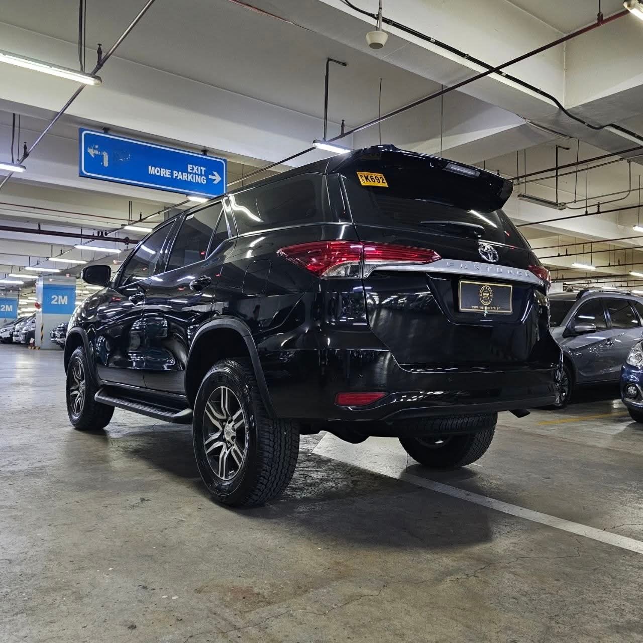 
								2021 Toyota Fortuner 2.4L 4X2 G DSL AT full									