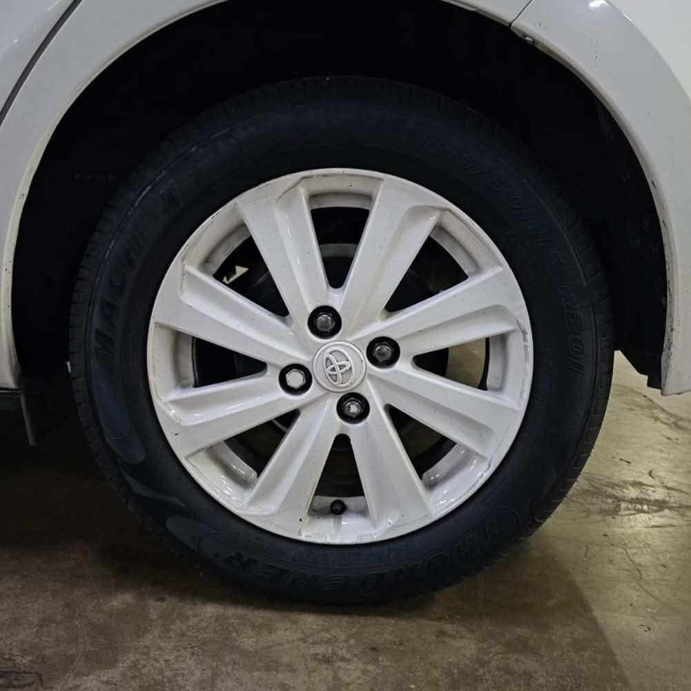 2017 Toyota Yaris 1.3L E MT