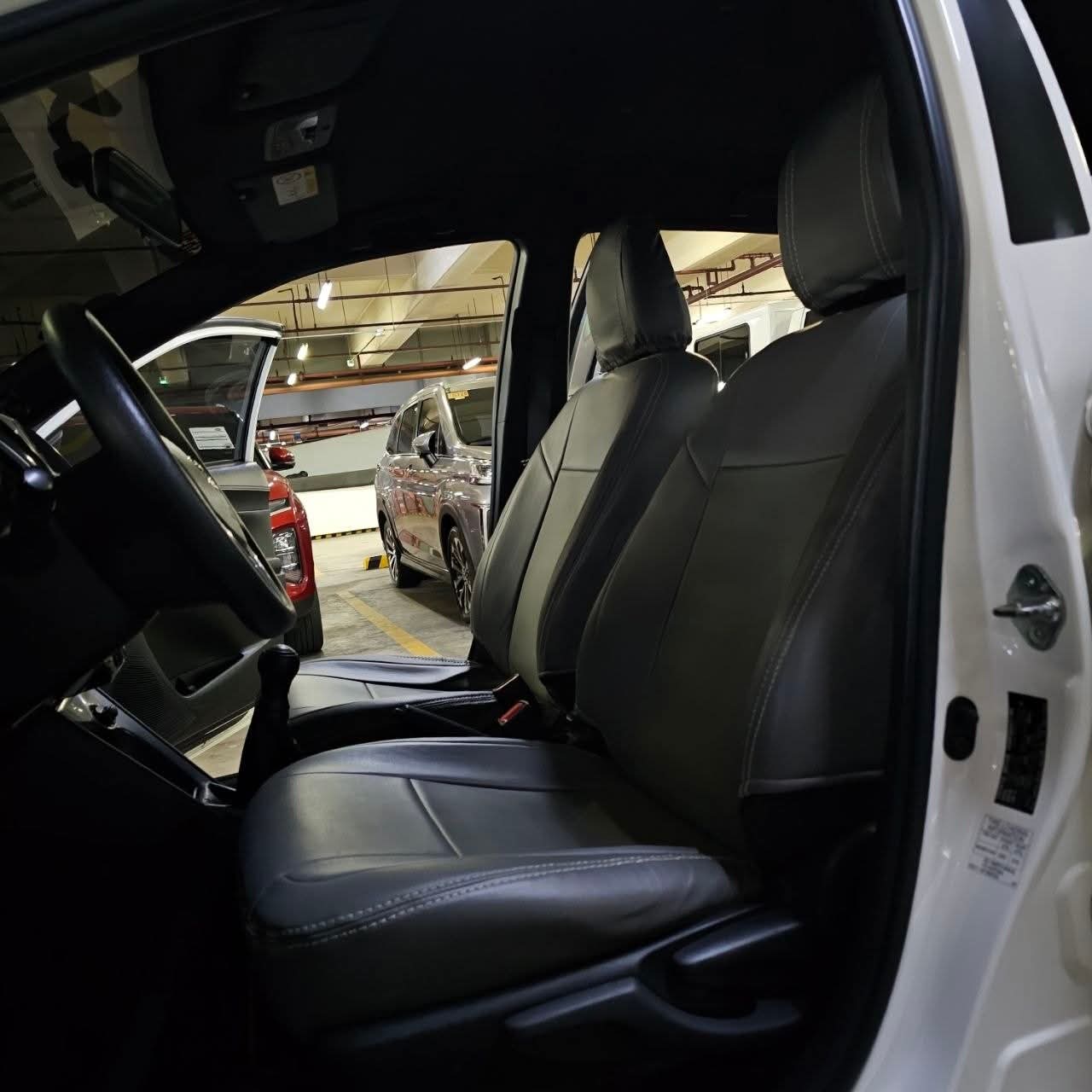 
								2017 Toyota Yaris 1.3L E MT full									