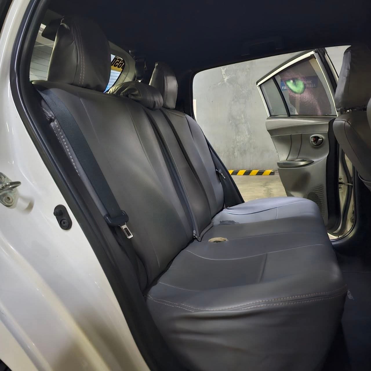 
								2017 Toyota Yaris 1.3L E MT full									