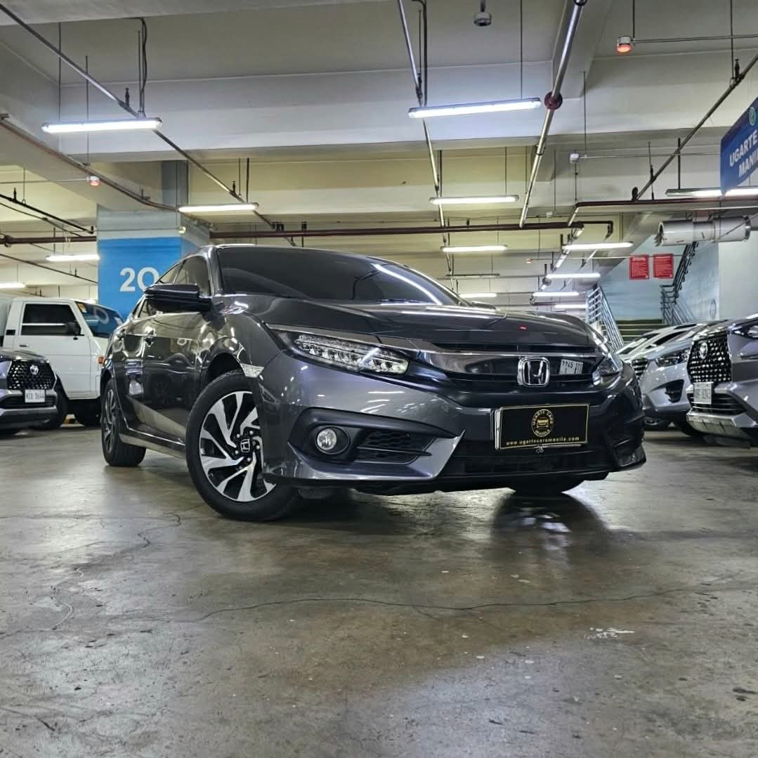 2018 Honda Civic 1.8L E CVT AT