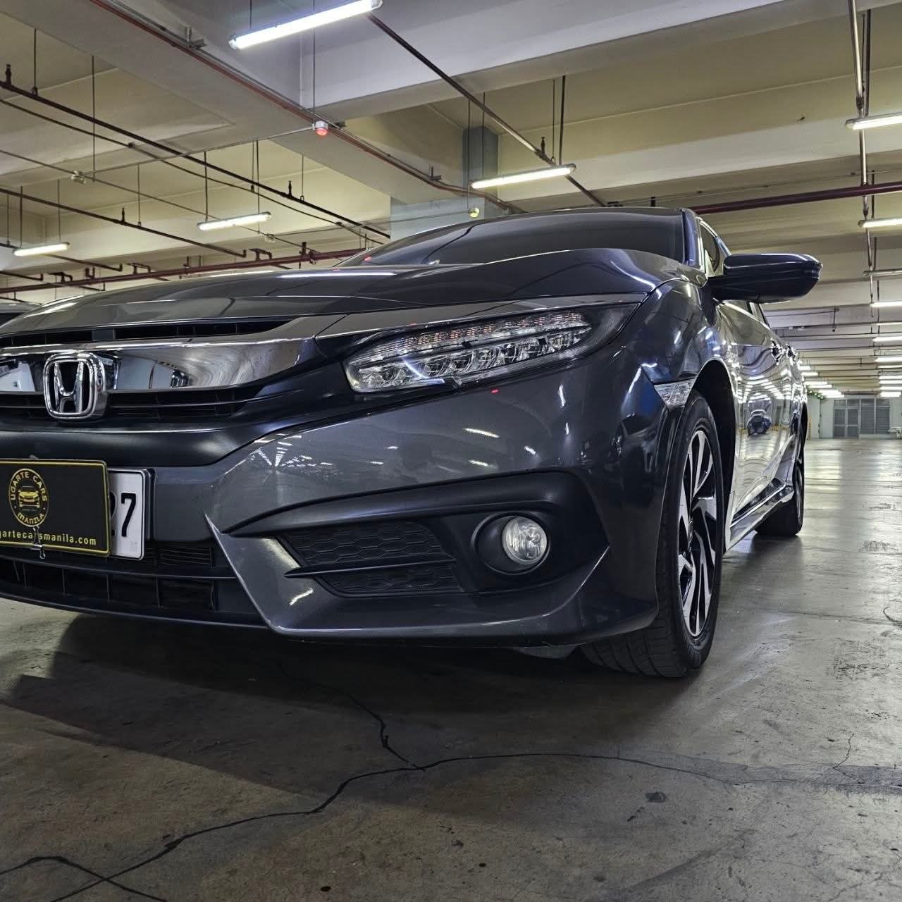 2018 Honda Civic 1.8L E CVT AT