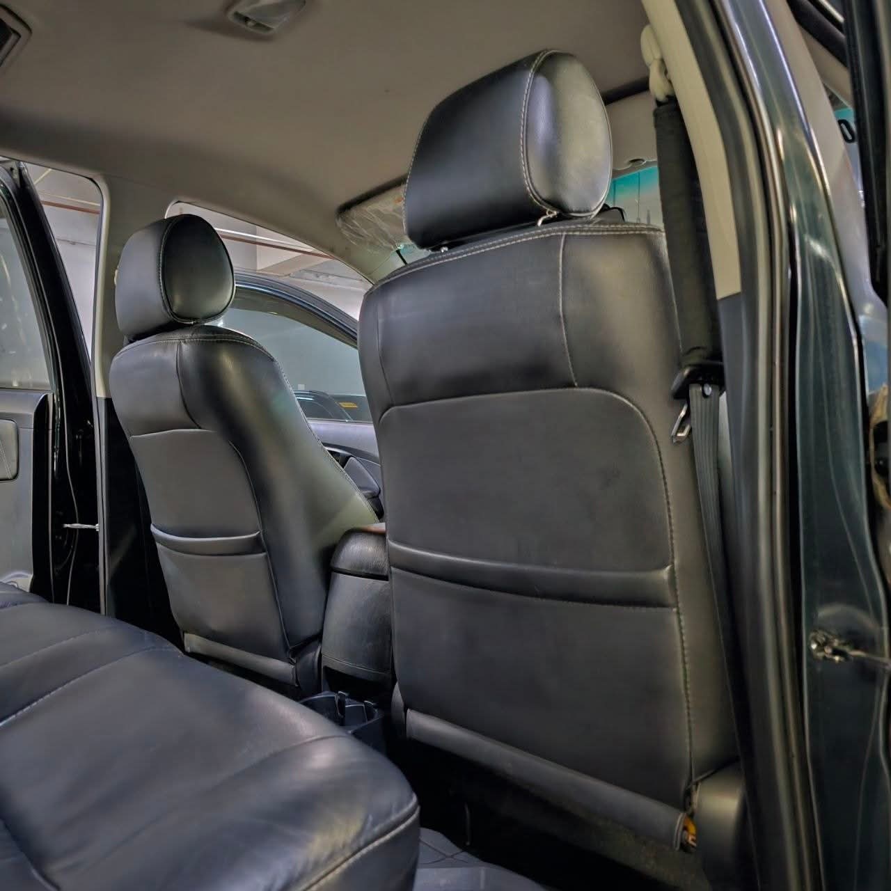 
								2015 Toyota Fortuner 2.5L 4X2 V DSL AT full									