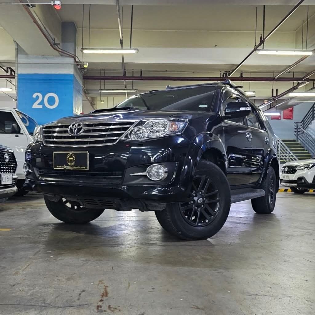 
								2015 Toyota Fortuner 2.5L 4X2 V DSL AT full									