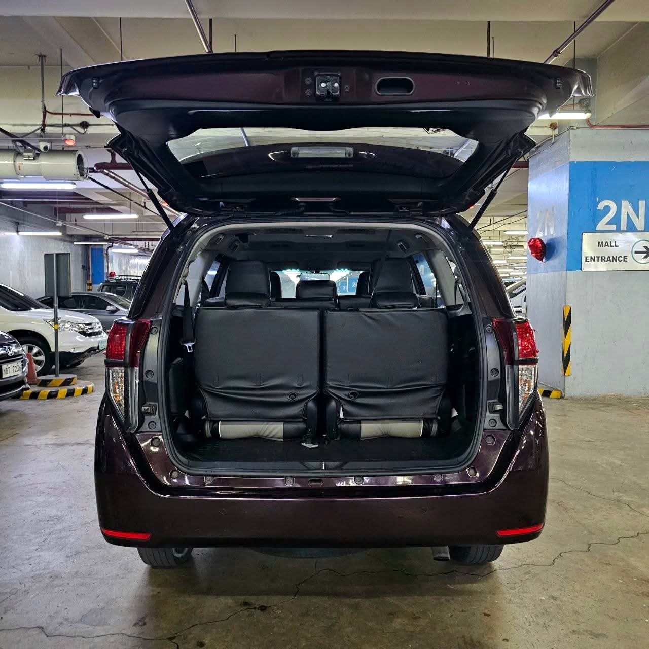 
								2023 Toyota Innova E 2.8L 4X2 DSL AT full									