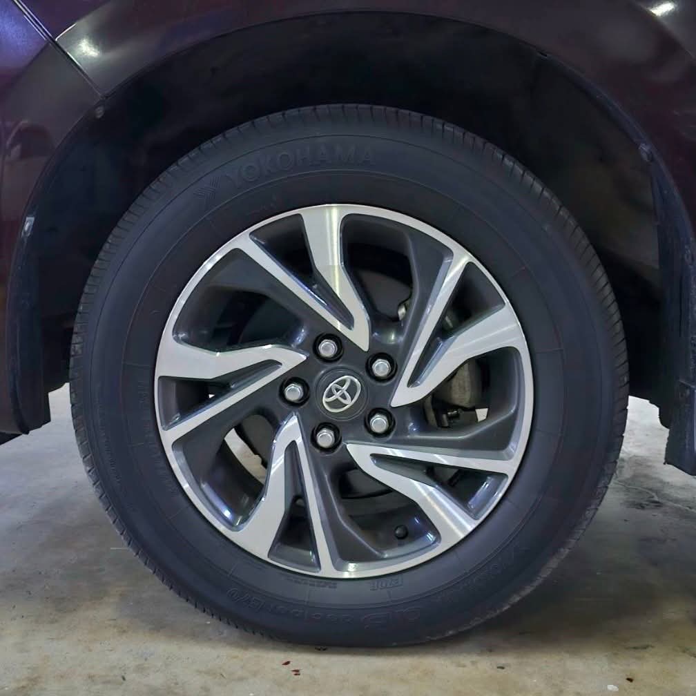 
								2023 Toyota Innova E 2.8L 4X2 DSL AT full									