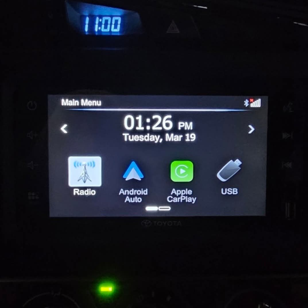 
								2023 Toyota Innova E 2.8L 4X2 DSL AT full									
